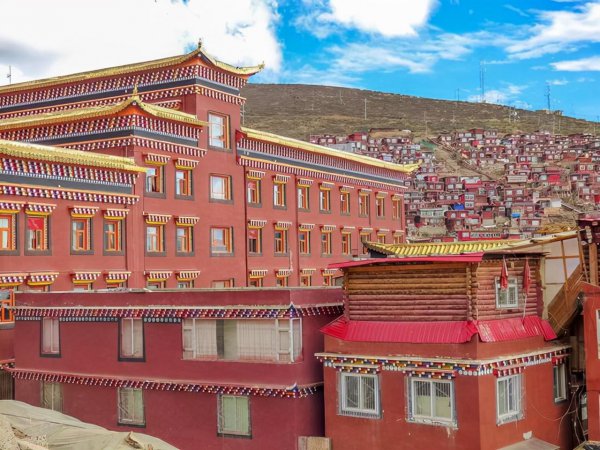 四川省色达在哪里