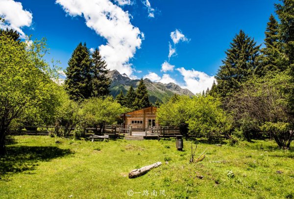 黑水县属于哪个省哪个市