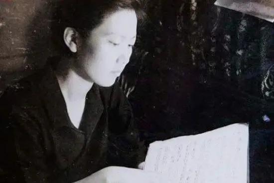 刘索拉的个人资料简介