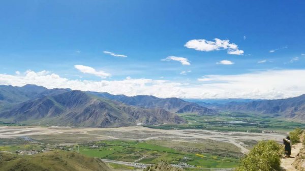 在拉萨什么地方值得一去