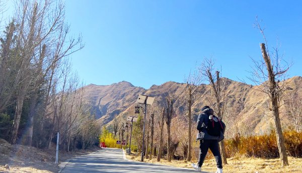 在拉萨什么地方值得一去