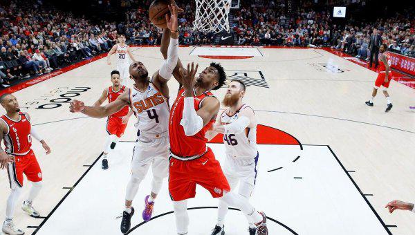 篮球中锋的位置和打法教学