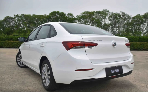 5万到8万省油耐用的家庭轿车