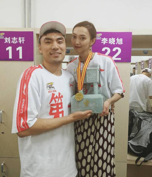 李晓旭家里是干什么的