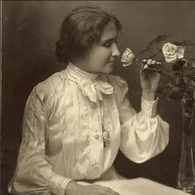 海伦凯勒的作品有哪些