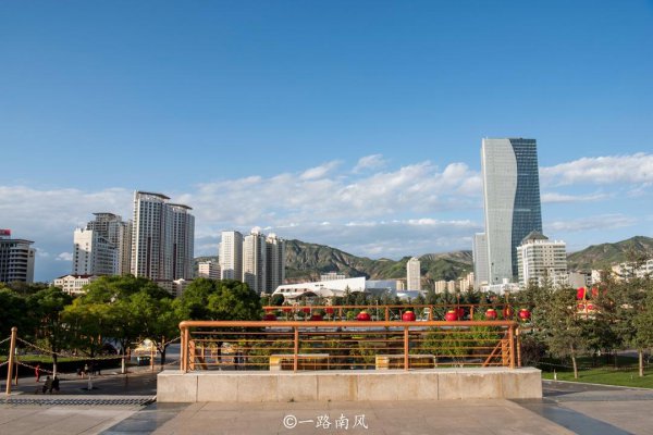 西宁海拔约为多少千米