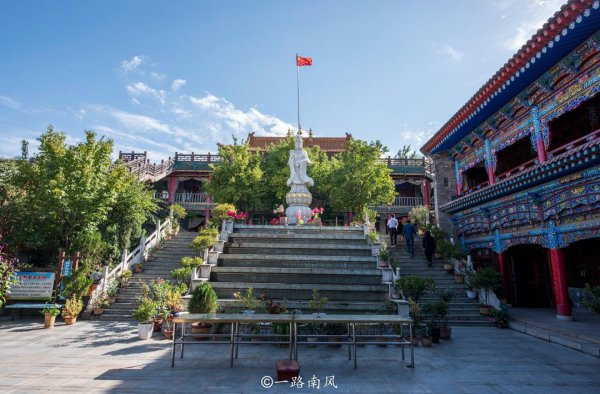 西宁海拔约为多少千米