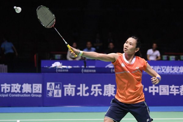 羽毛球拍磅数怎么选