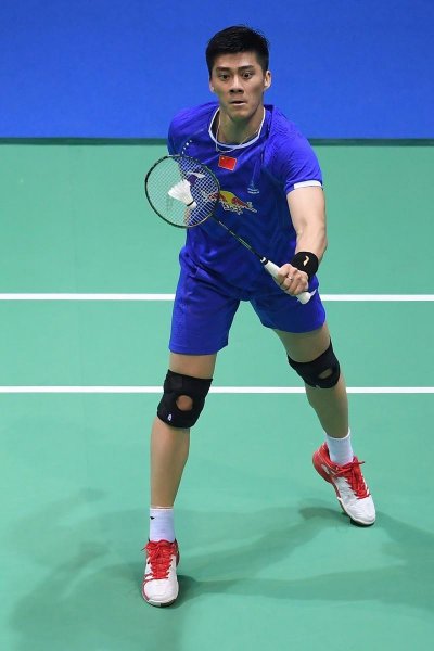 羽毛球拍磅数怎么选