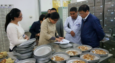 中药渣为什么倒在十字路口 喝完中药倒在路口的意义