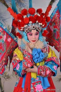 古代女英雄穆桂英简介 巾帼英雄穆桂英的传奇事迹