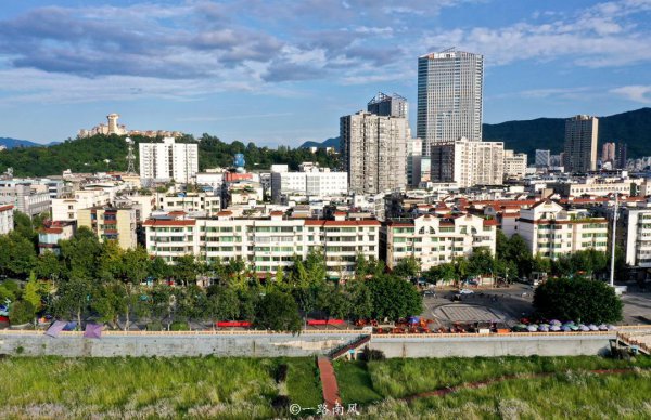 广元属于四川省哪个市