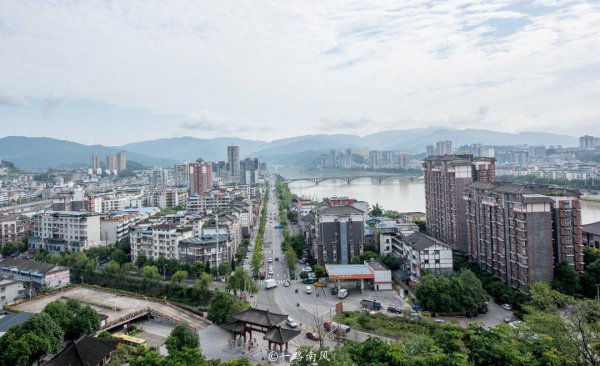 广元属于四川省哪个市