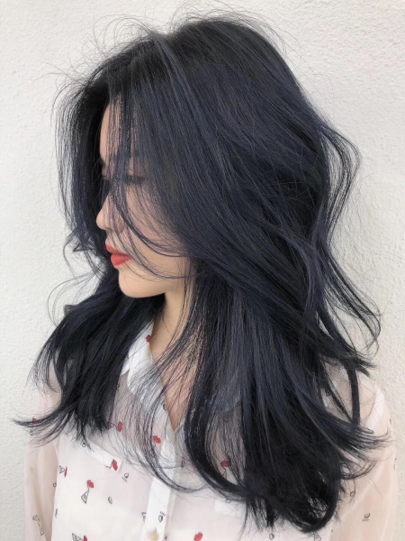 什么发色显白好看