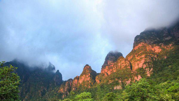 来宾有什么好玩的景点旅游