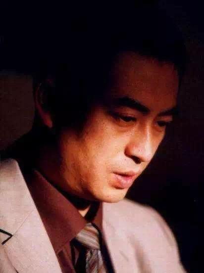 演员张嘉译的个人资料简介