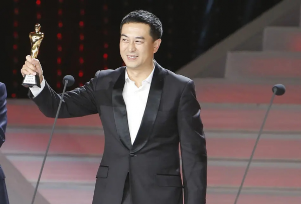 演员张嘉译的个人资料简介