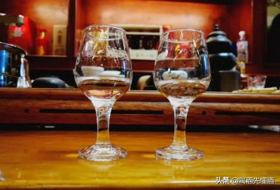 汾酒是什么香型的 推荐两款醇厚又适合收藏的汾酒