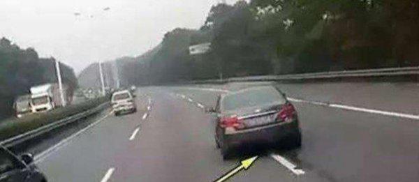 第一次上高速应该注意什么