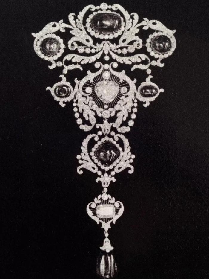 世界最大的钻石多少克拉