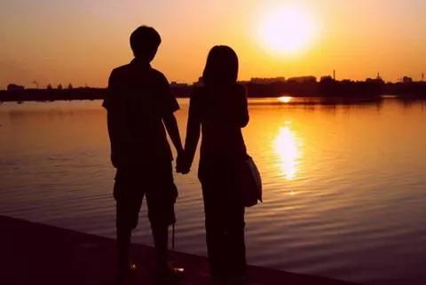 那些熬过父母不同意的爱情幸福吗