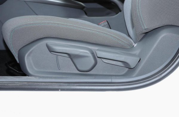 3一5万最省油的新车