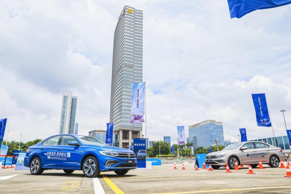 一汽大众BORA是什么车