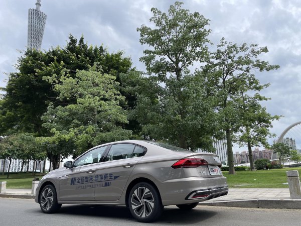 一汽大众BORA是什么车