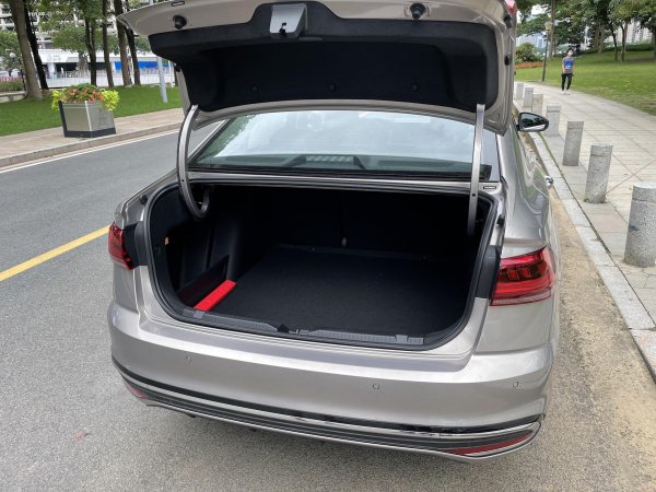 一汽大众BORA是什么车