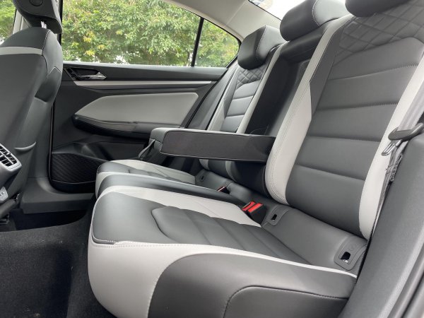 一汽大众BORA是什么车