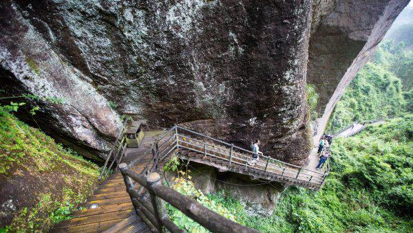 道教发源地龙虎山在哪里