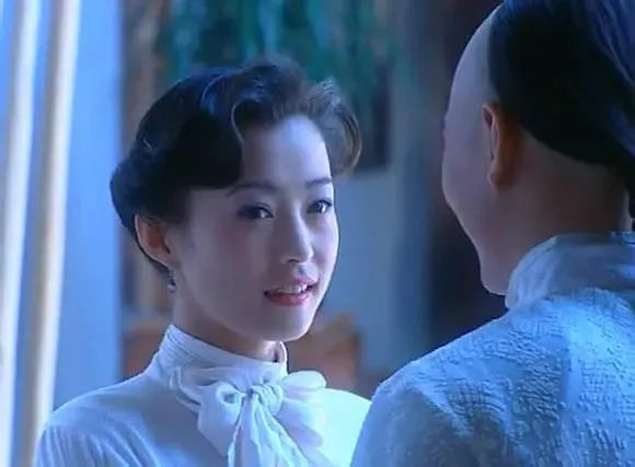 郝蕾的个人资料简介