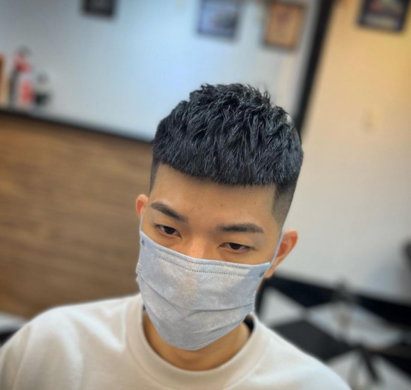 男生什么发型好看