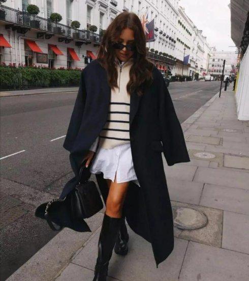 皮肤黑的人适合穿什么颜色的风衣