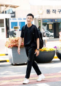 男士穿衣搭配口诀法则 男生服装穿搭的搭配技巧大全