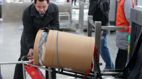 坐高铁能带几条烟