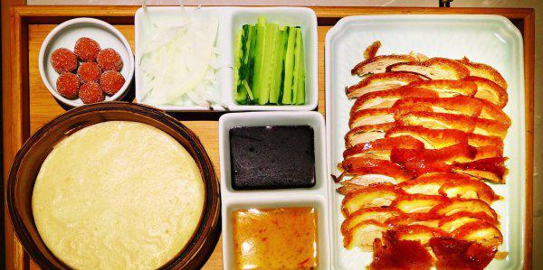 北京烤鸭的由来和历史故事