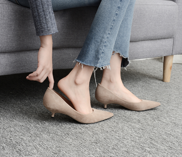 浅口鞋掉脚后跟怎么办图解