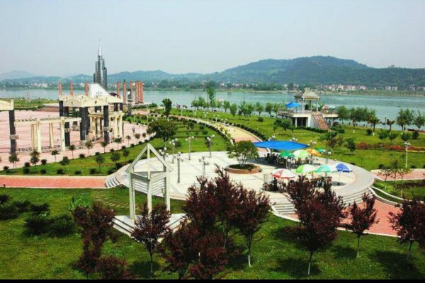 四川南部县属于哪个市