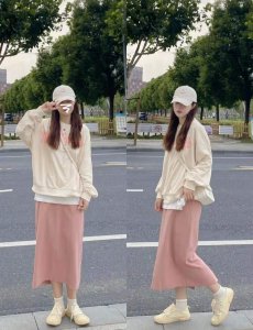 粉色裙子配什么颜色的上衣好看 粉色半身裙穿搭图片欣赏