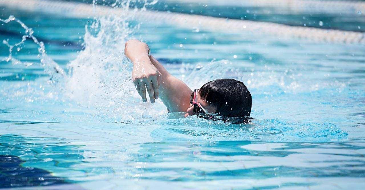 游泳教练证怎么考