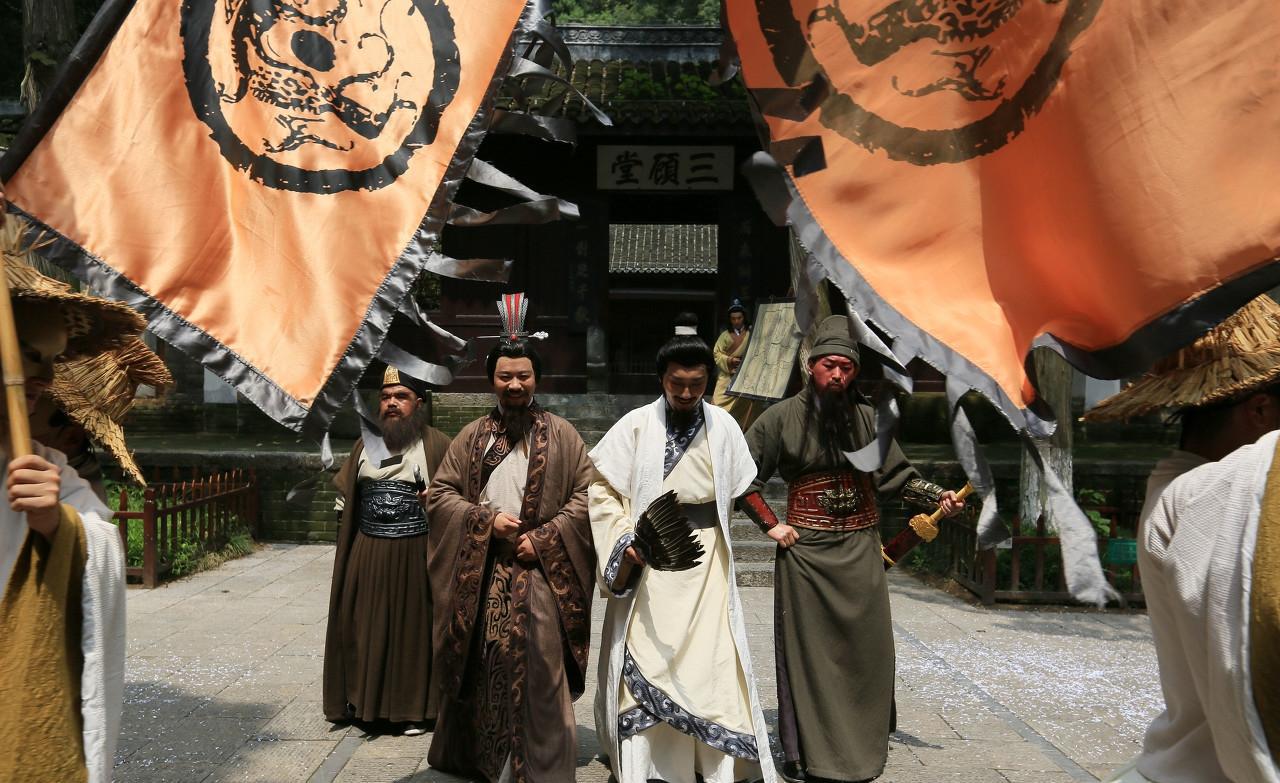 徐庶和诸葛亮谁更厉害