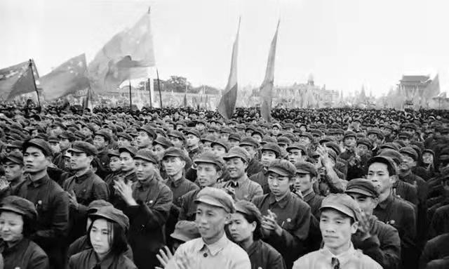 54门礼炮齐鸣28响有什么寓意