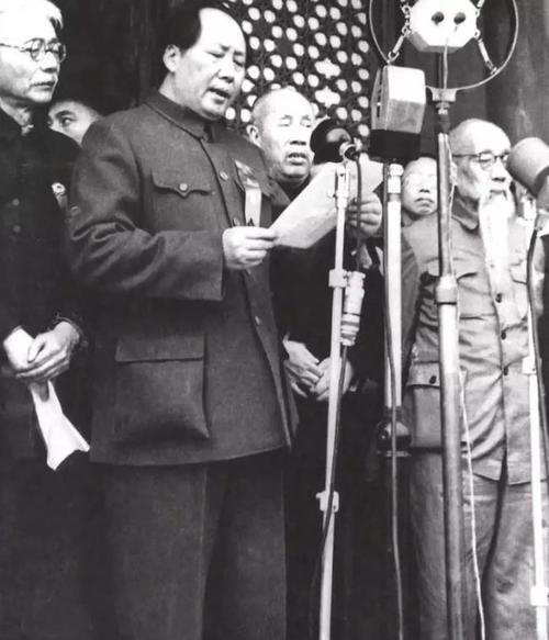 54门礼炮齐鸣28响有什么寓意