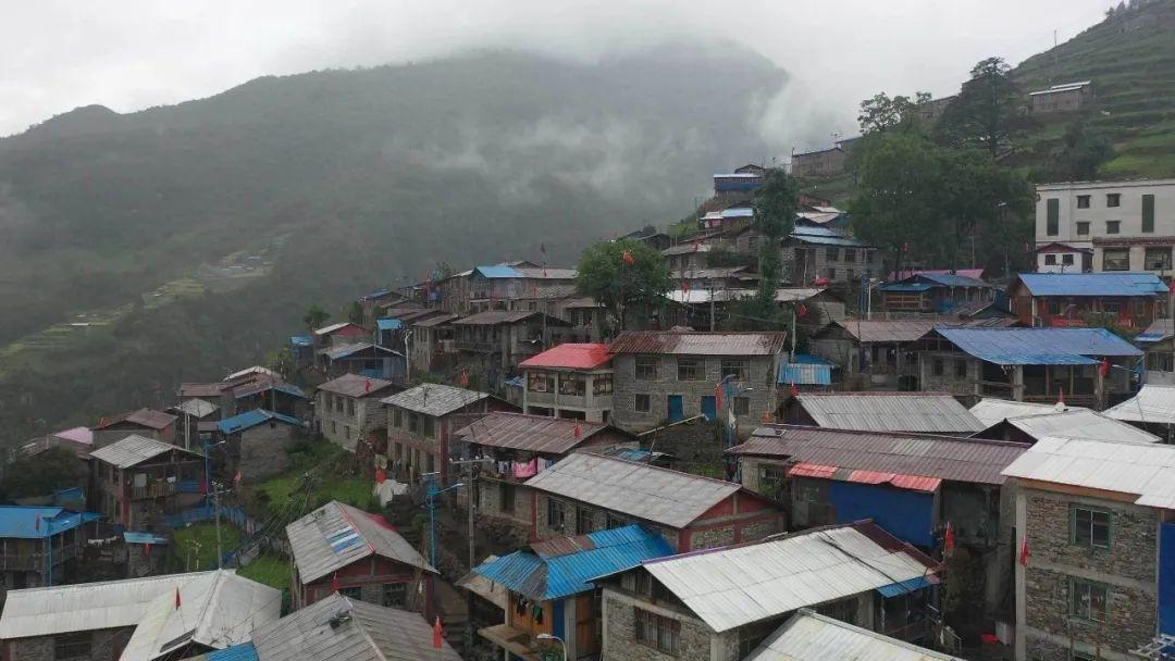 夏尔巴人是什么民族特色