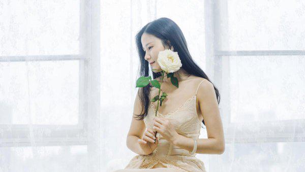 爱上一个已婚的女人怎么办