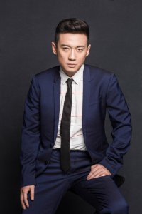 徐洪浩个人资料简介 演员徐洪浩的演艺经历和感情生活
