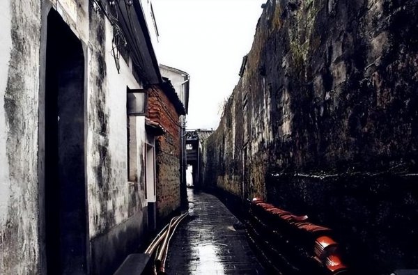 诗人戴望舒资料介绍