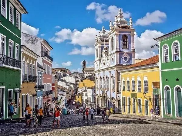 地图上拉丁美洲在哪个位置