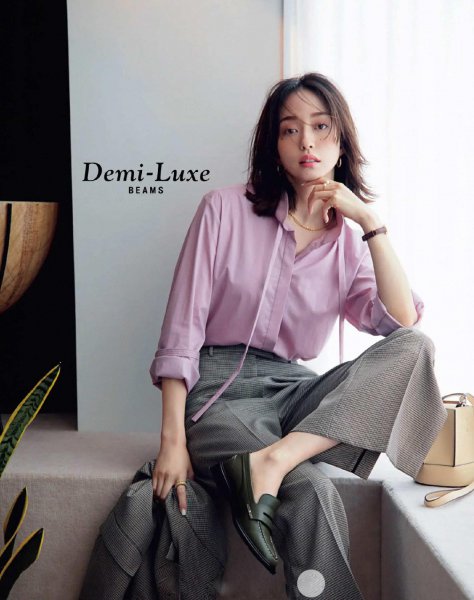 淡紫色搭配的3种颜色